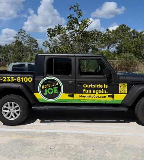 Mosquito Joe Jeep Gladiator wrap